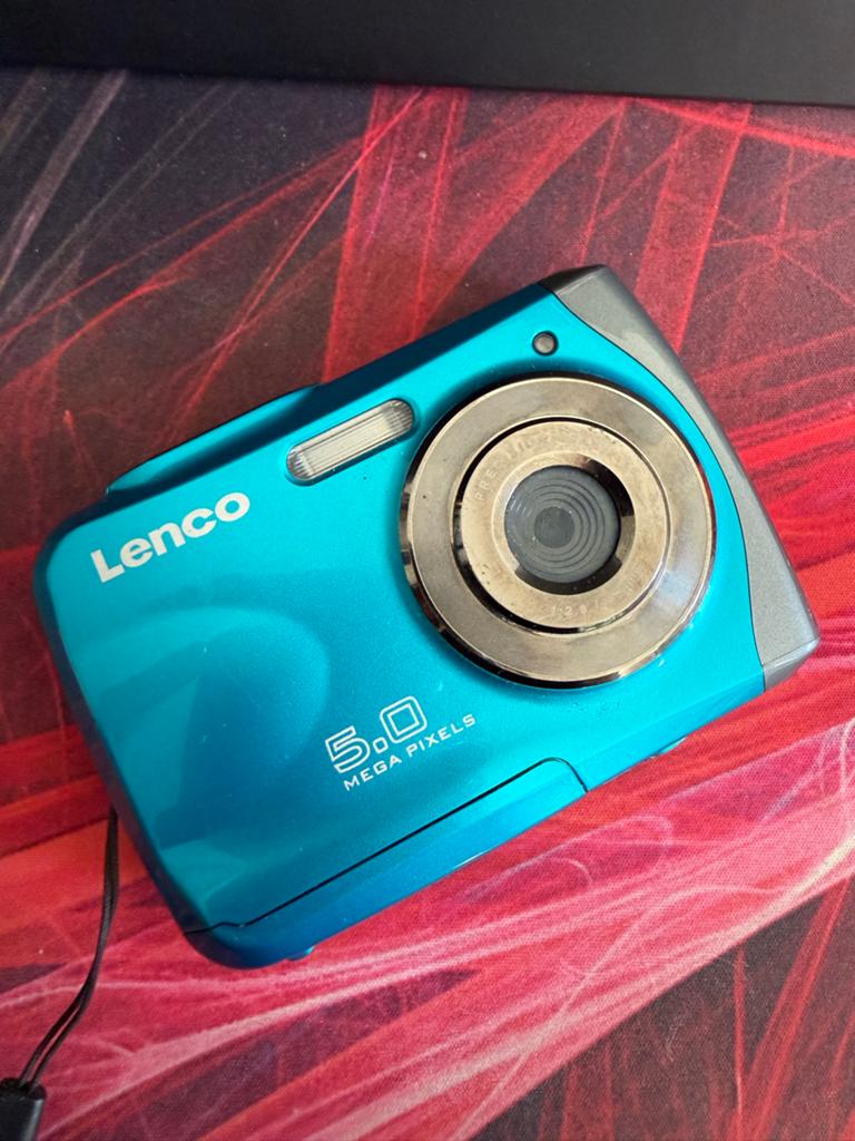 Lenco 5.0 Megapixels 3M Waterproof Compact Camera, Ophalen of Verzenden, Gebruikt, Overige Merken, Geen optische zoom