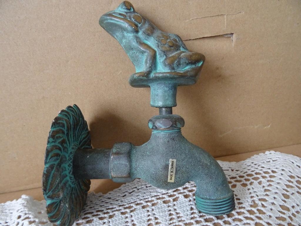 Curiosa koperen kraan kikker nostalgische buitenkraan kikker, Gebruikt, Ophalen of Verzenden, Onbekend, Nvt