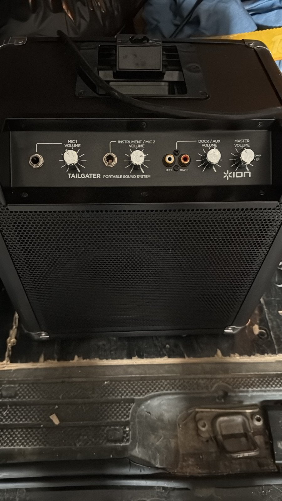 ION Tailgater Draagbaar Geluidssysteem met Microfoon, Gebruikt, Draagbaar, Speakers, Ophalen