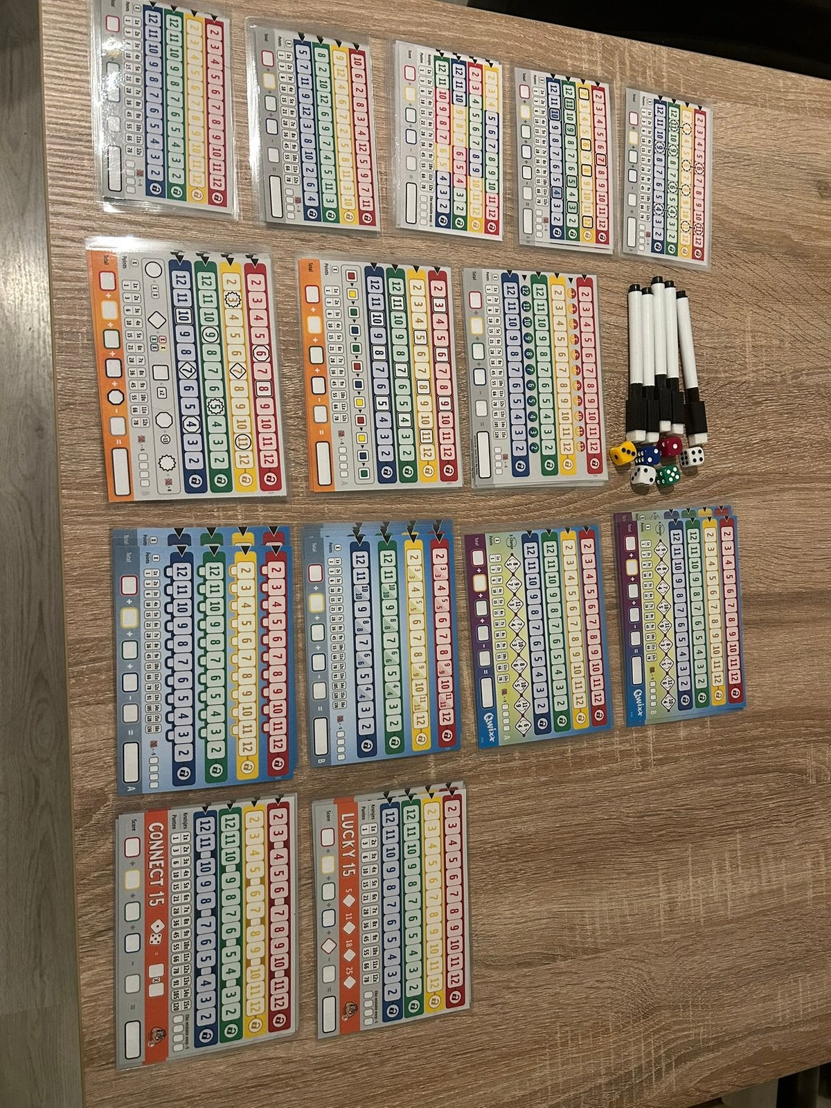 Complete set qwixx met geplastificeerde score kaarten, Ophalen of Verzenden, Nieuw