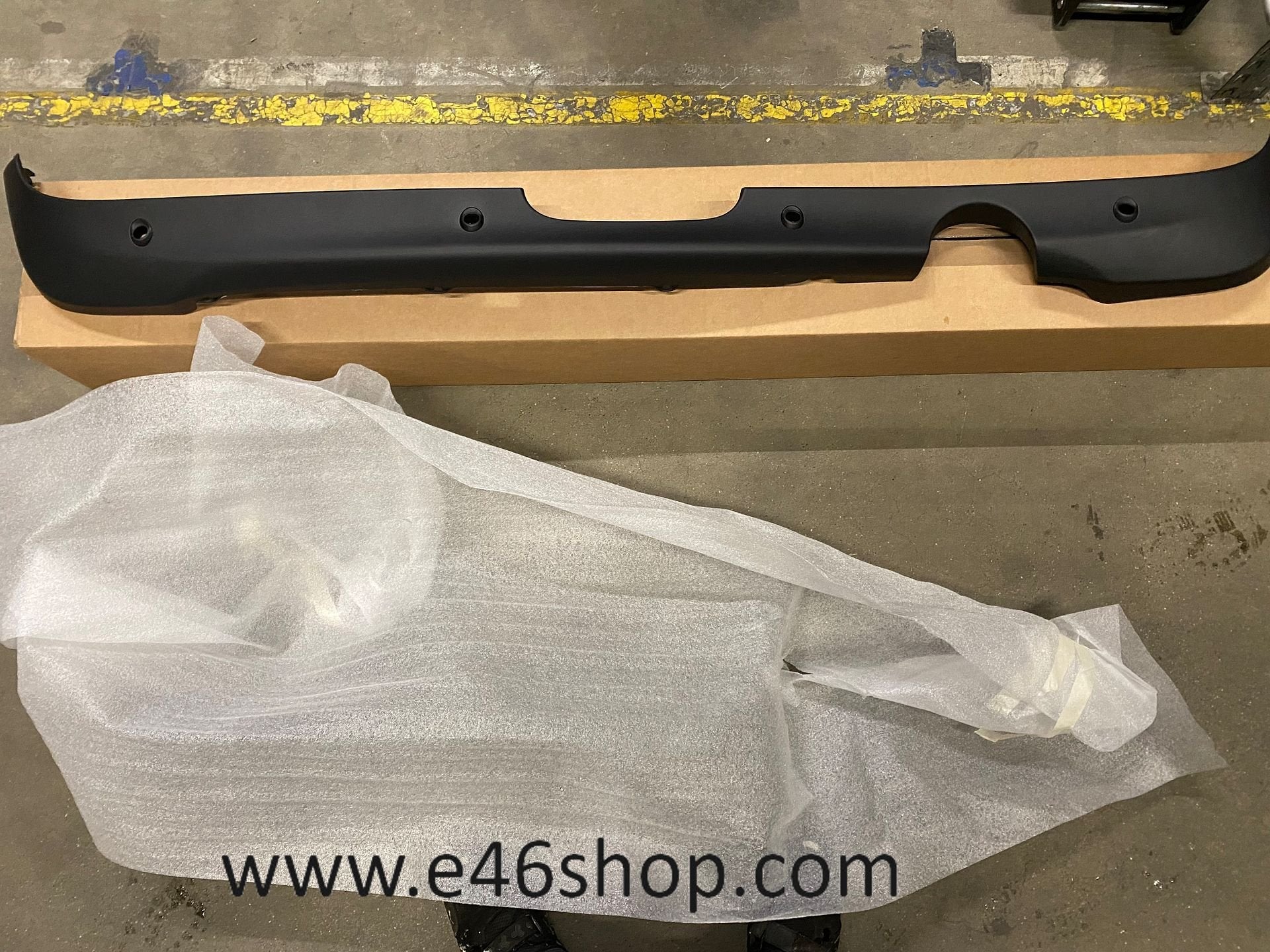 MINI R56 R57 ACHTERBUMPER SPOILER OE 51122752538 NIEUW ORG B, -, -, Nieuw, Ophalen of Verzenden