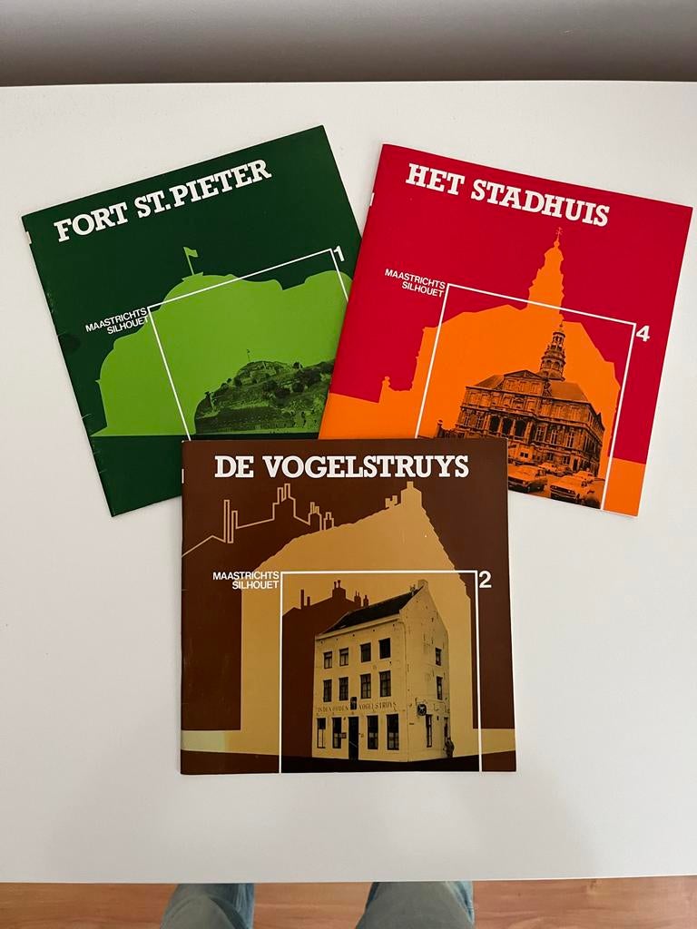 Maastrichts Silhouet:Fort St.Pieter,De Vogelstruys, Stadhuis, Ophalen of Verzenden, Gelezen