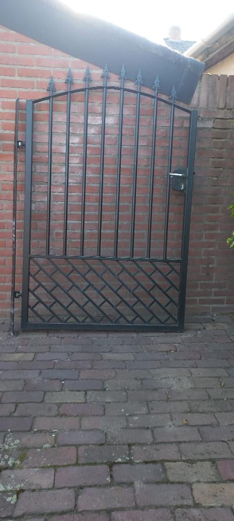 Gegalvaniseerde poort, Ophalen, Met poort, Gebruikt, Spijlenhekwerk