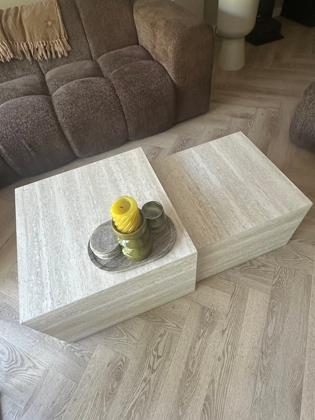 Travertin look salontafels Jysk beige/grijs, Huis en Inrichting, Ophalen, 50 tot 100 cm, Vierkant, Zo goed als nieuw