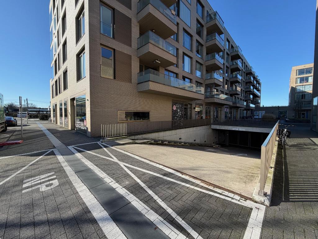 Garage/parkeerplaats te huur bij station Tilburg Reeshof