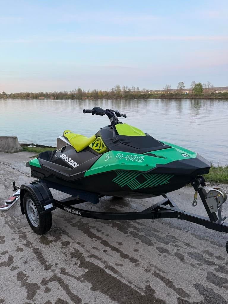 Seadoo Spark Trixx 2-UP 110PK, Watersport en Boten, Jetski's en Waterscooters, Ophalen, Zo goed als nieuw, Benzine, 70 tot 120 pk