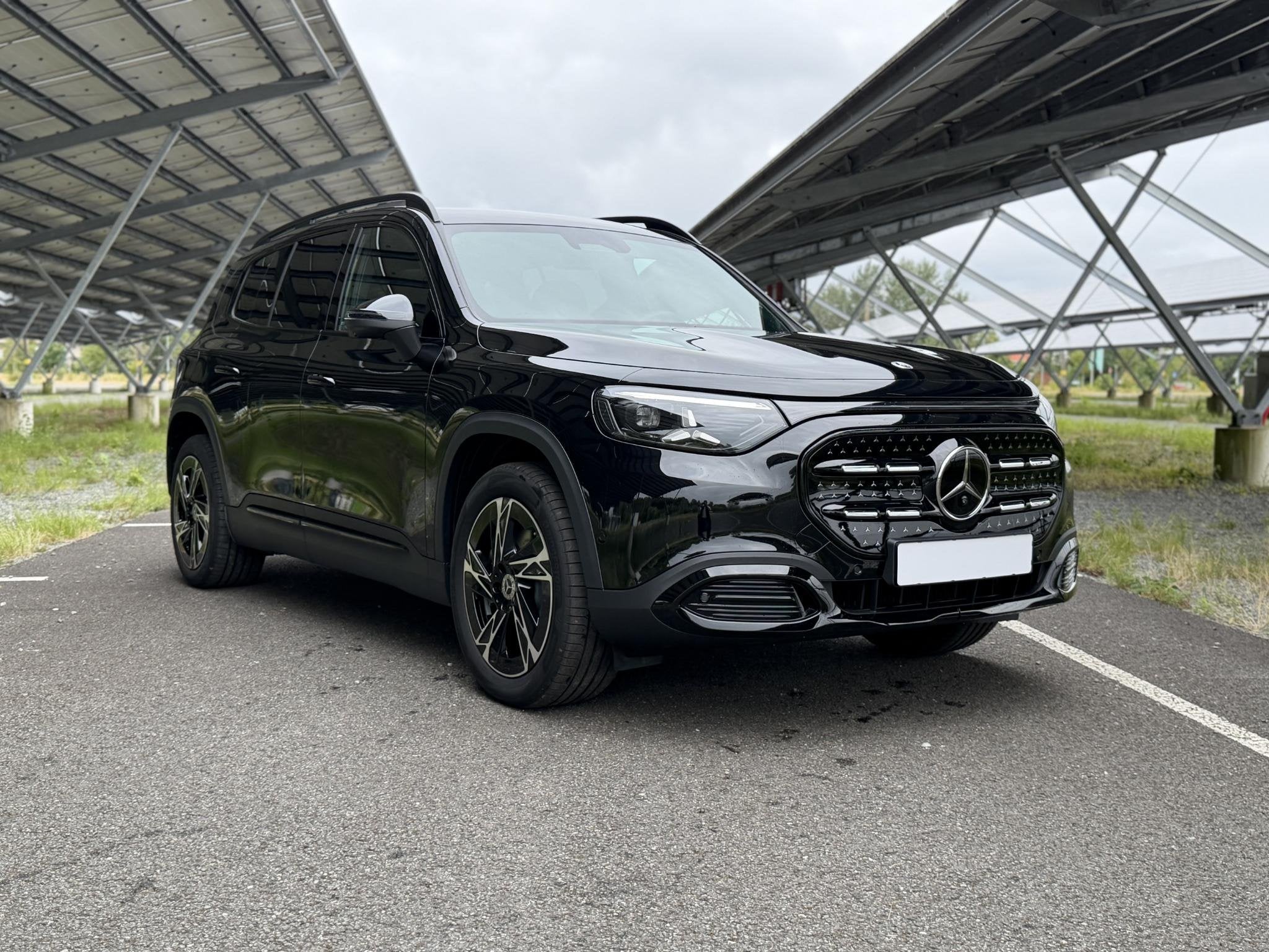 Mercedes-Benz GLB-Klasse 250+ Business Solution 85.5 kWh | N, Auto's, 2095 kg, Achterwielaandrijving, Leder en Stof, Zwart