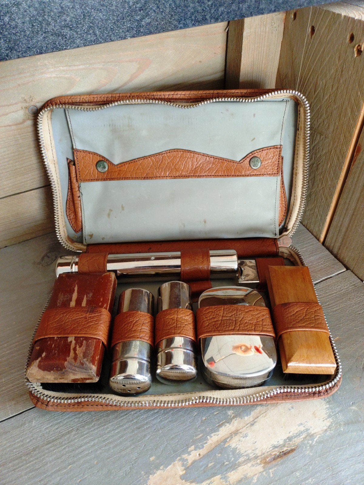 Vintage Lederen Reis Toiletset - Jaren '50, Ophalen of Verzenden