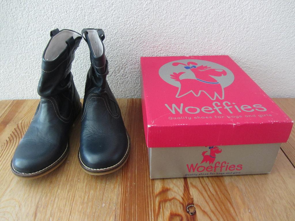 Nieuwe donkerblauwe enkellaarsjes Woeffies maat 32, Meisje, Nieuw, Ophalen of Verzenden, Laarzen