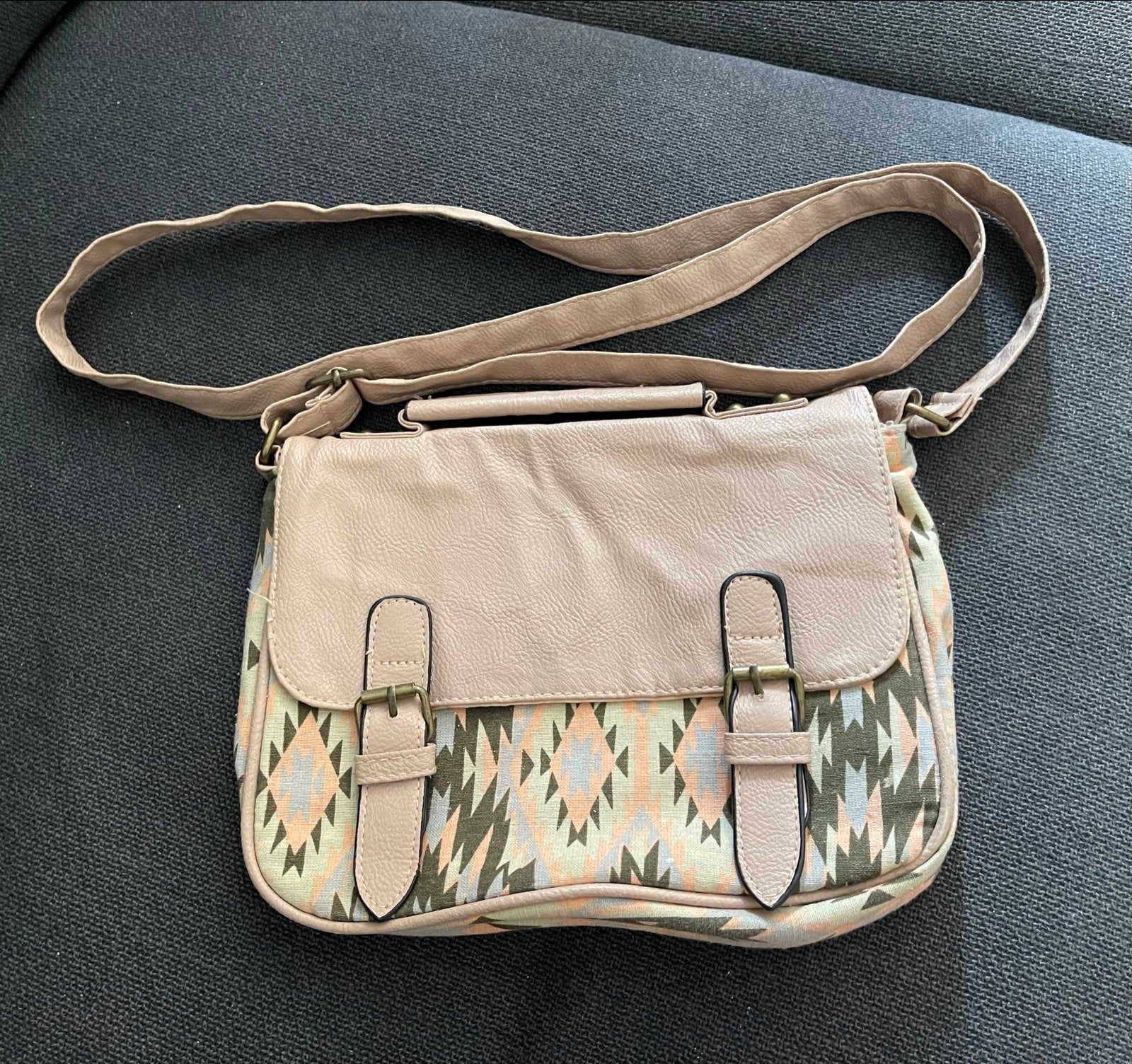 Schoudertasje met Aztec print, Ophalen of Verzenden, Zo goed als nieuw, Beige, Schoudertasje