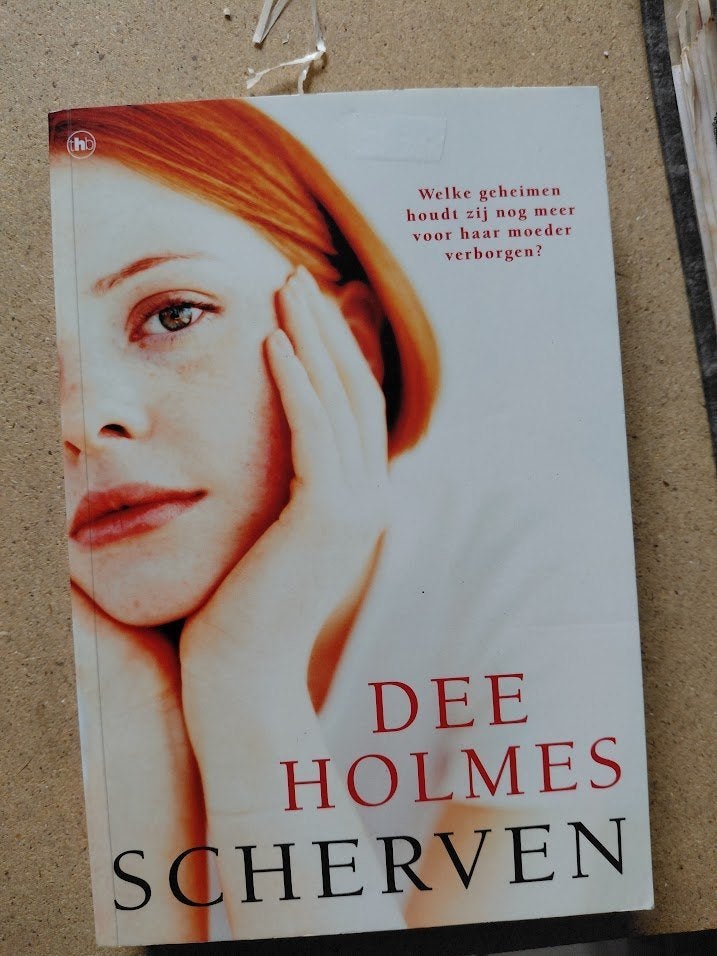 Scherven, Ophalen of Verzenden, Gelezen, Dee Holmes