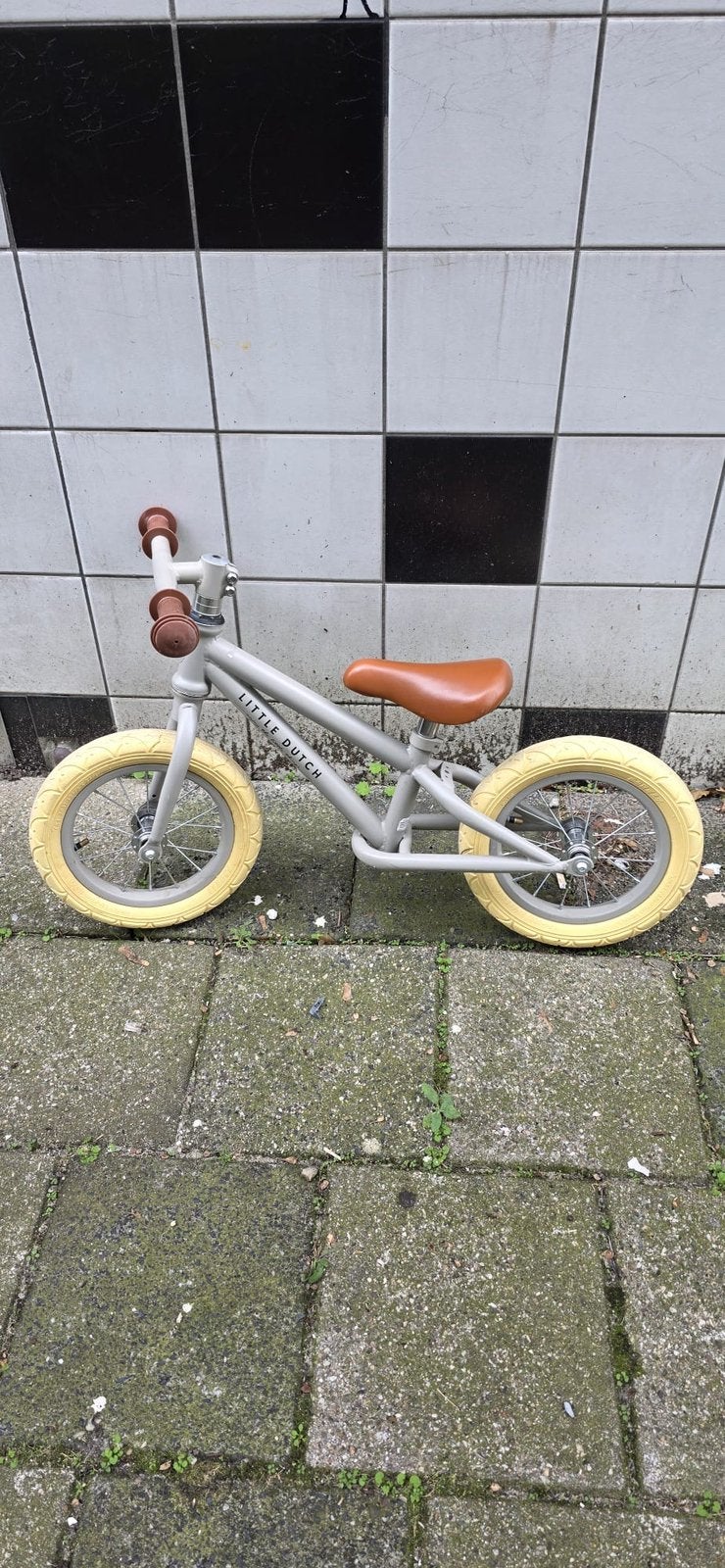 Loopfiets little dutch, Fietsen en Brommers, Ophalen, Zo goed als nieuw, Minder dan 16 inch