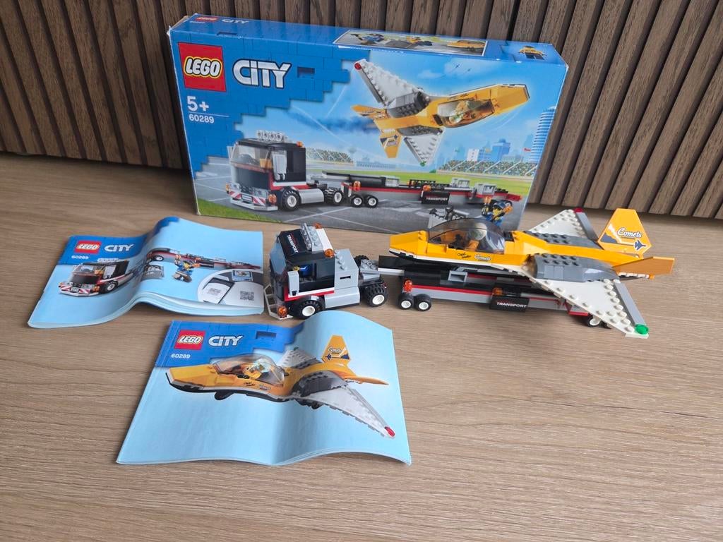 Lego city 60289 Vliegshow Jet Transport, Ophalen of Verzenden, Zo goed als nieuw
