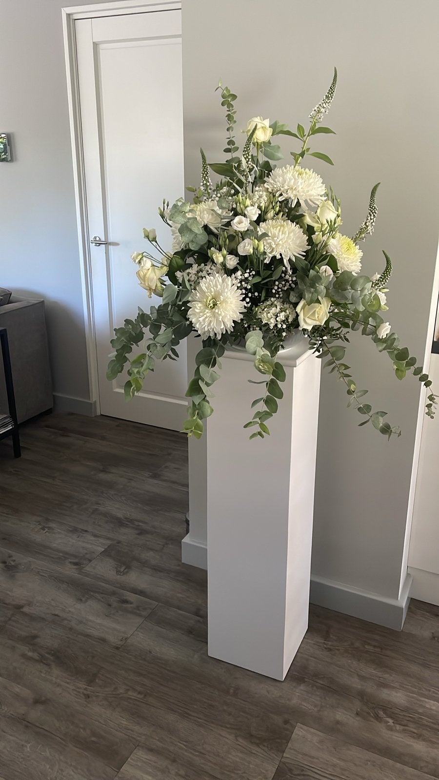 2 Stuks Witte Zuilen 25x25x100 cm - Decoratieve Sokkel, Ophalen of Verzenden, Zo goed als nieuw
