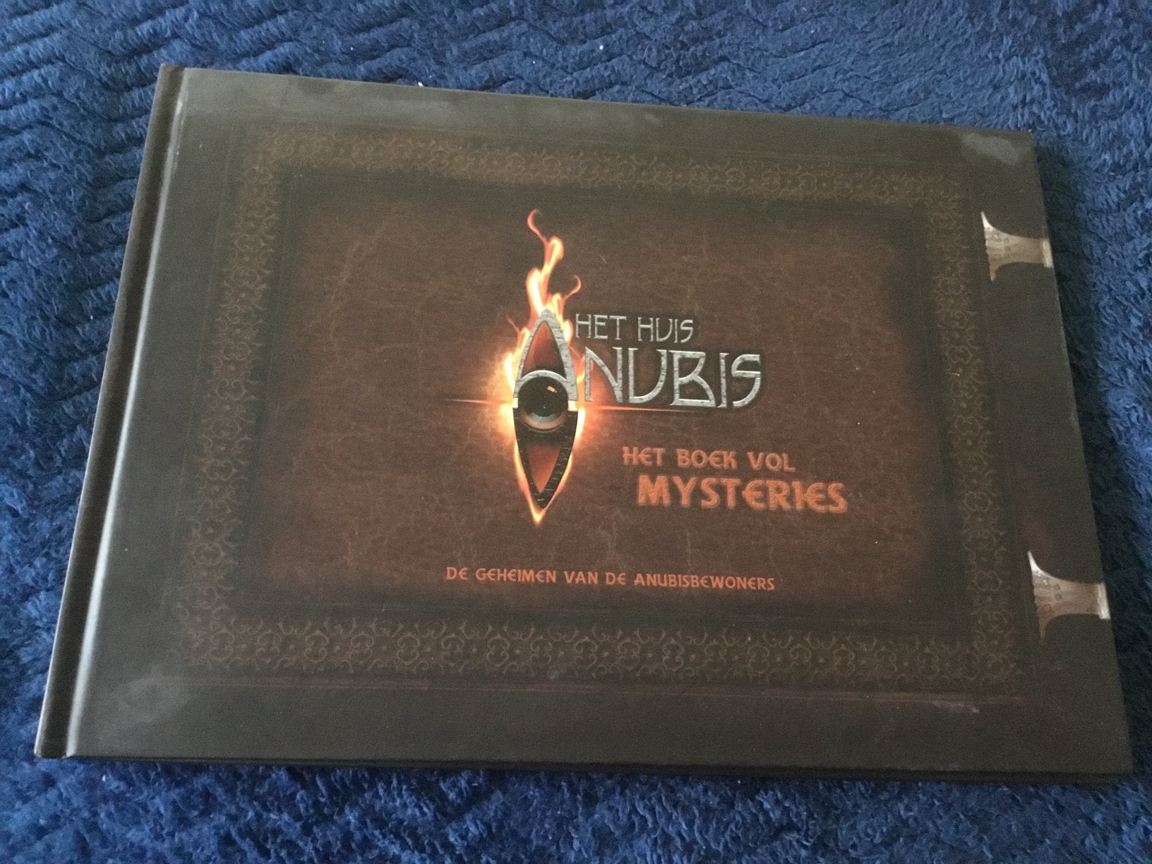 Het huis Anubis boek 2007 studio 100, Ophalen, Zo goed als nieuw, Non-fictie