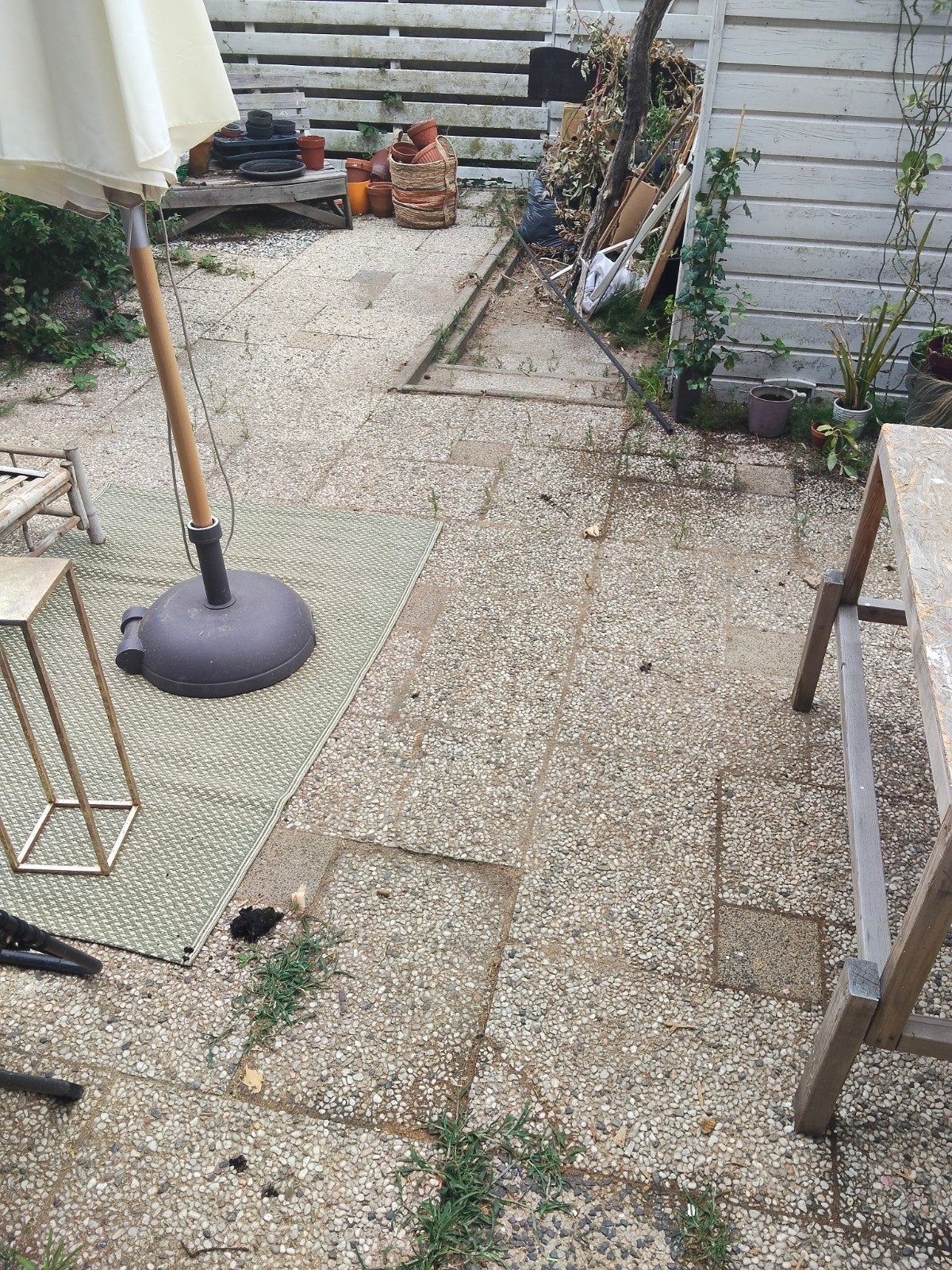 Gratis grindtegels 60x40 cm, 106 stuks (25m2), Tuin en Terras, Tegels en Klinkers, Ophalen, Gebruikt, 10 m² of meer, Beton