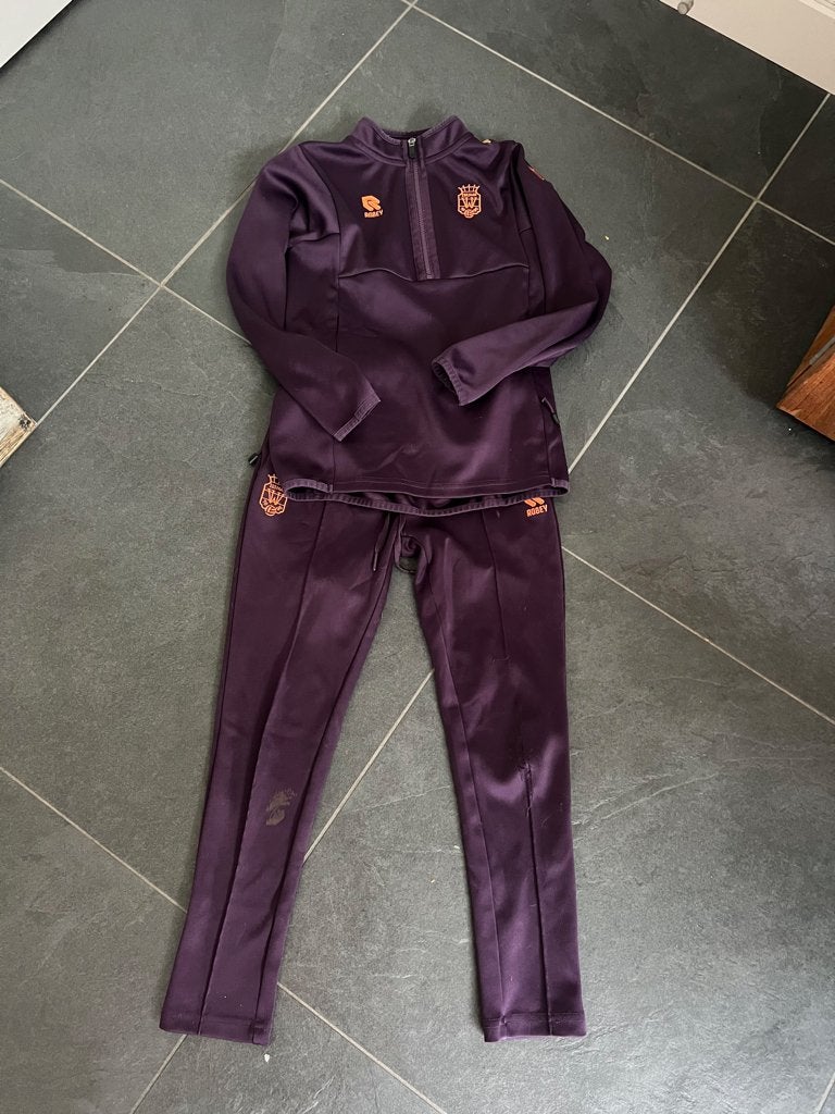 Willem ii voetbalpak maat 152 trainingspak broek, Gebruikt, Jongen of Meisje, Sport- of Zwemkleding, Schipluidenlaan 20 5035KJ Tilburg