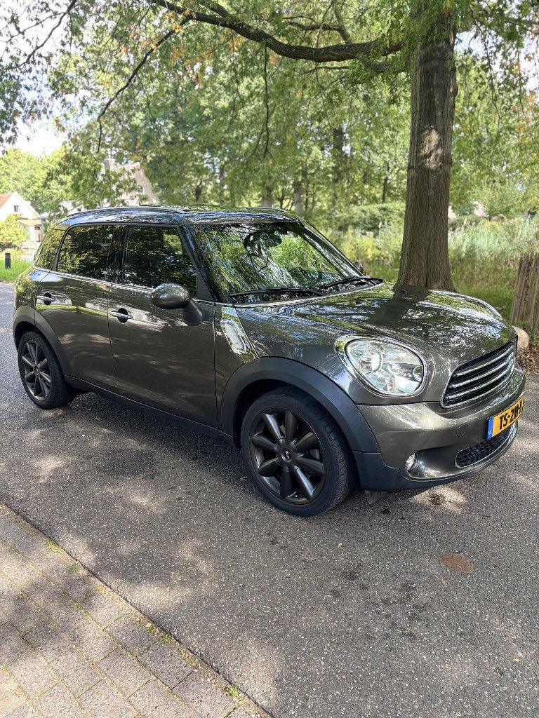 MINI Countryman 1.6 Cooper AUT | CarPlay | Camera | Trekhaak, Zwart, Particulier, 1000 kg, SUV of Terreinwagen