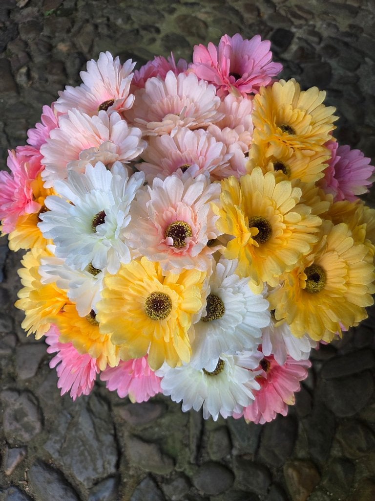SUPERKOOPJE - GERBERA - 4 KLEUREN - 1 EURO, Huis en Inrichting, Woonaccessoires | Kunstplanten en Kunstbloemen, Nieuw, Ophalen of Verzenden
