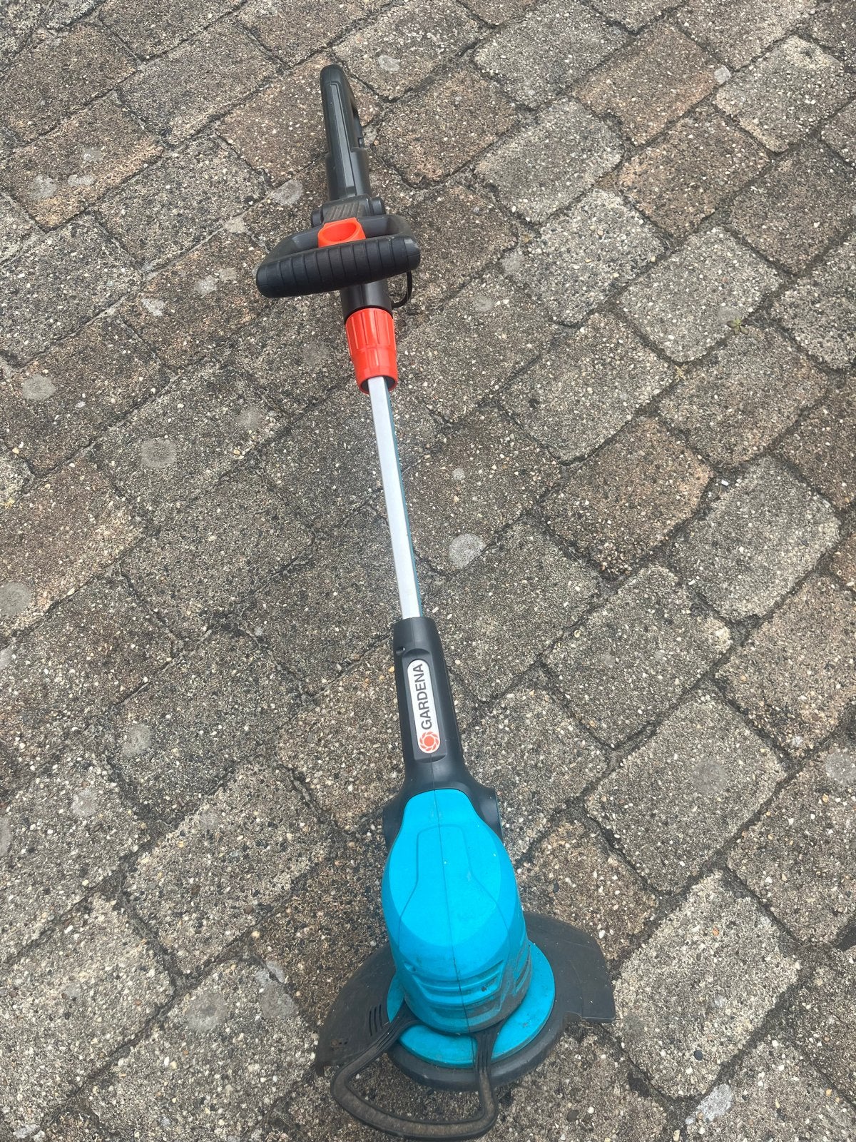 Gardena trimmer / grastrimmer - Zeer goede staat, Tuin en Terras, Ophalen, Zo goed als nieuw, Elektrische grasmaaier