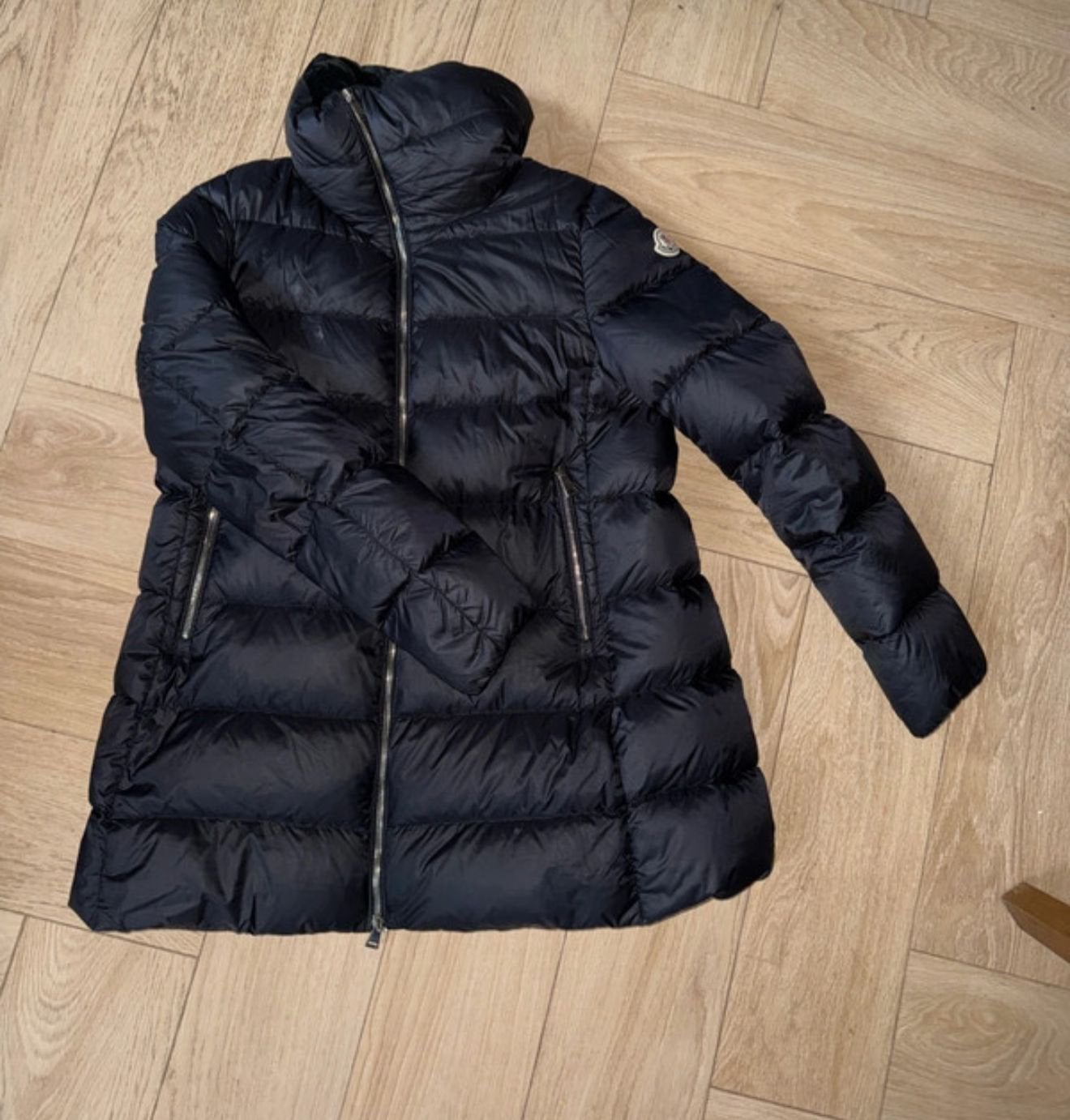 Moncler jas herfst, Ophalen of Verzenden, Zo goed als nieuw, Maat 38/40 (M), Zwart