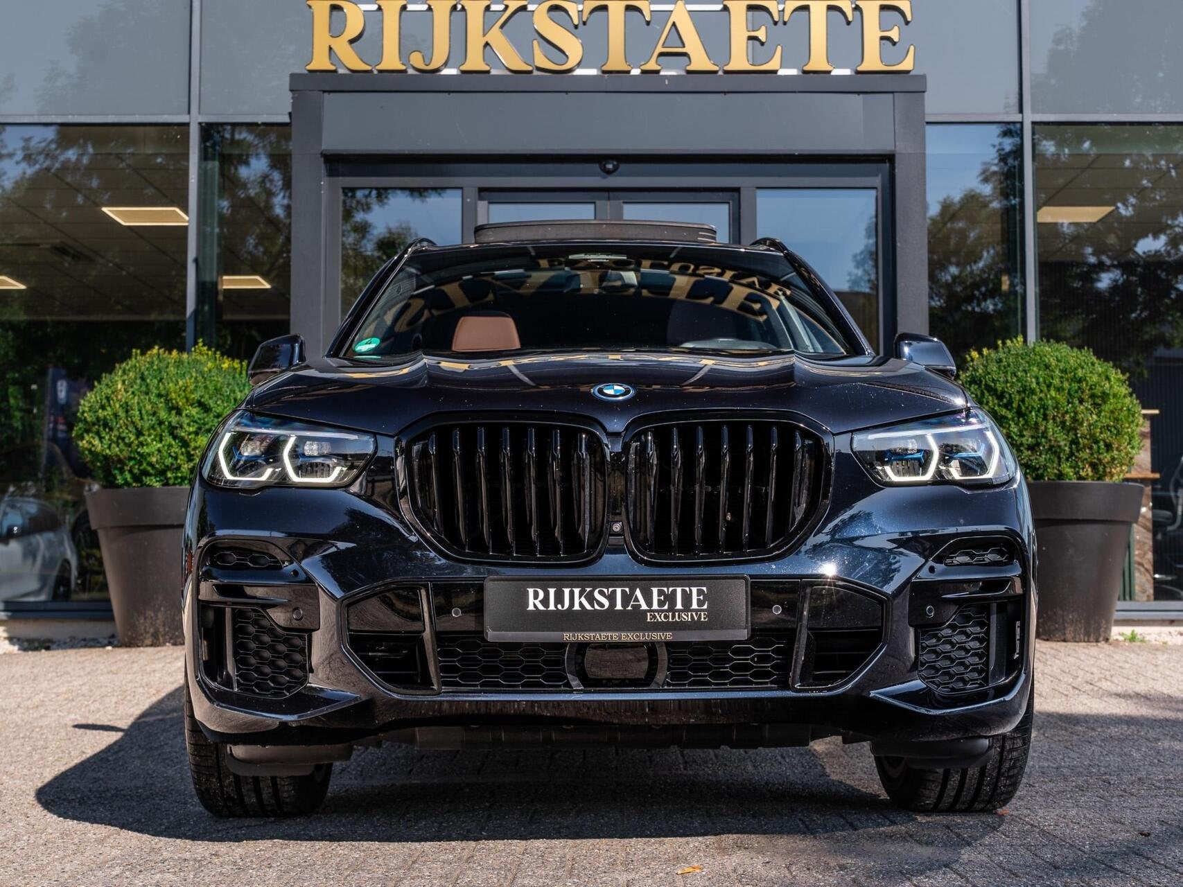 BMW X5 xDrive45e High Executive|PANO|M-SPORT|21''|MEMORY|CAM, Auto's, BMW, Gebruikt, 394 pk, Met garantie (alle), Blauw