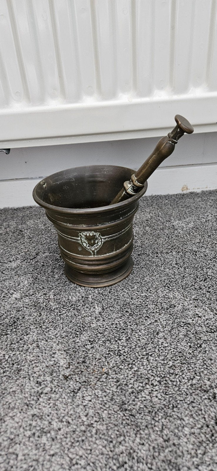 Antieke vijzel met stamper - Brons, Antiek en Kunst, Ophalen of Verzenden, Brons