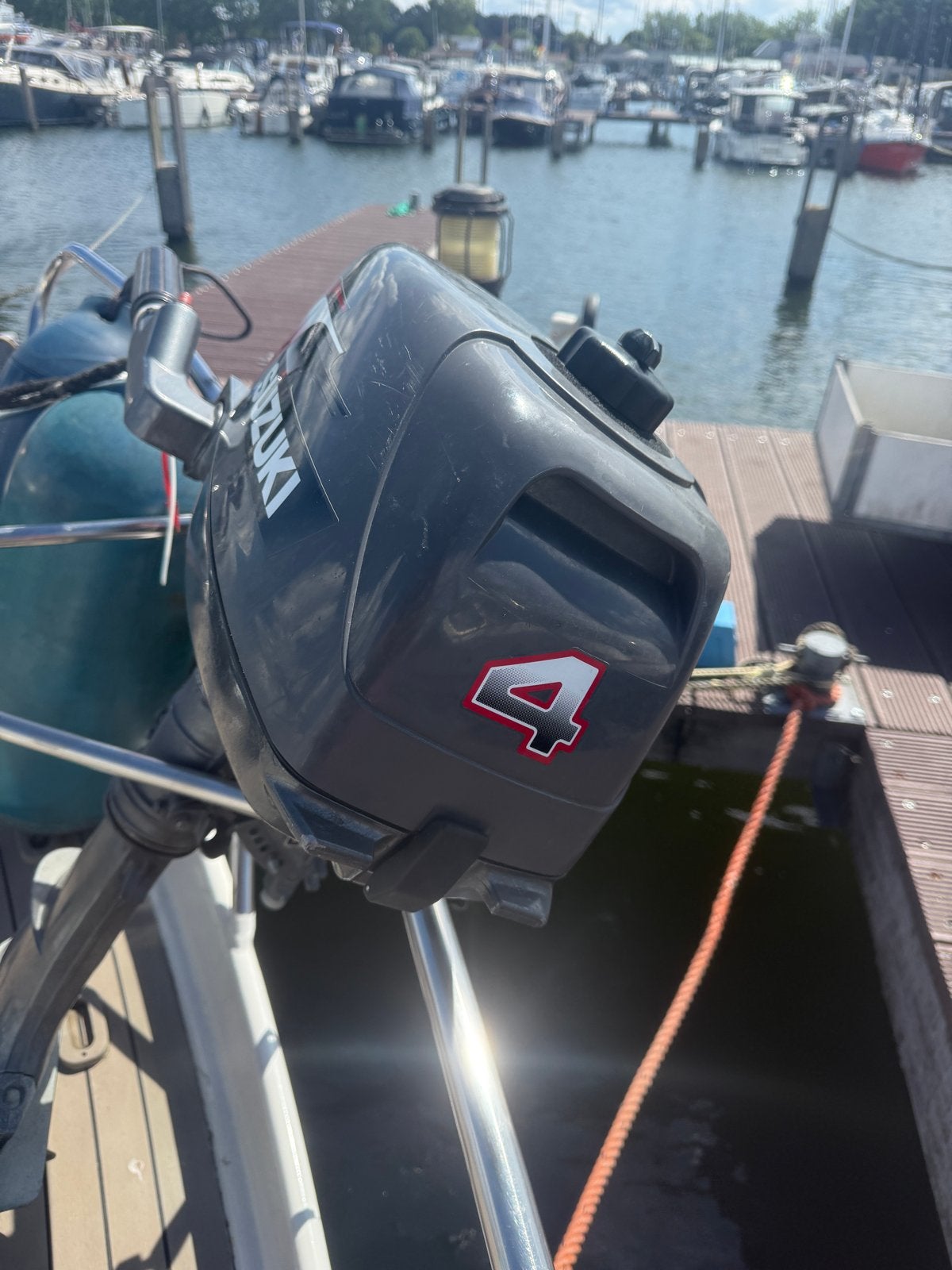 Suzuki 4pk tweetakt buitenboordmotor, Watersport en Boten, Gebruikt, Minder dan 5 pk, Ophalen of Verzenden, Buitenboordmotor