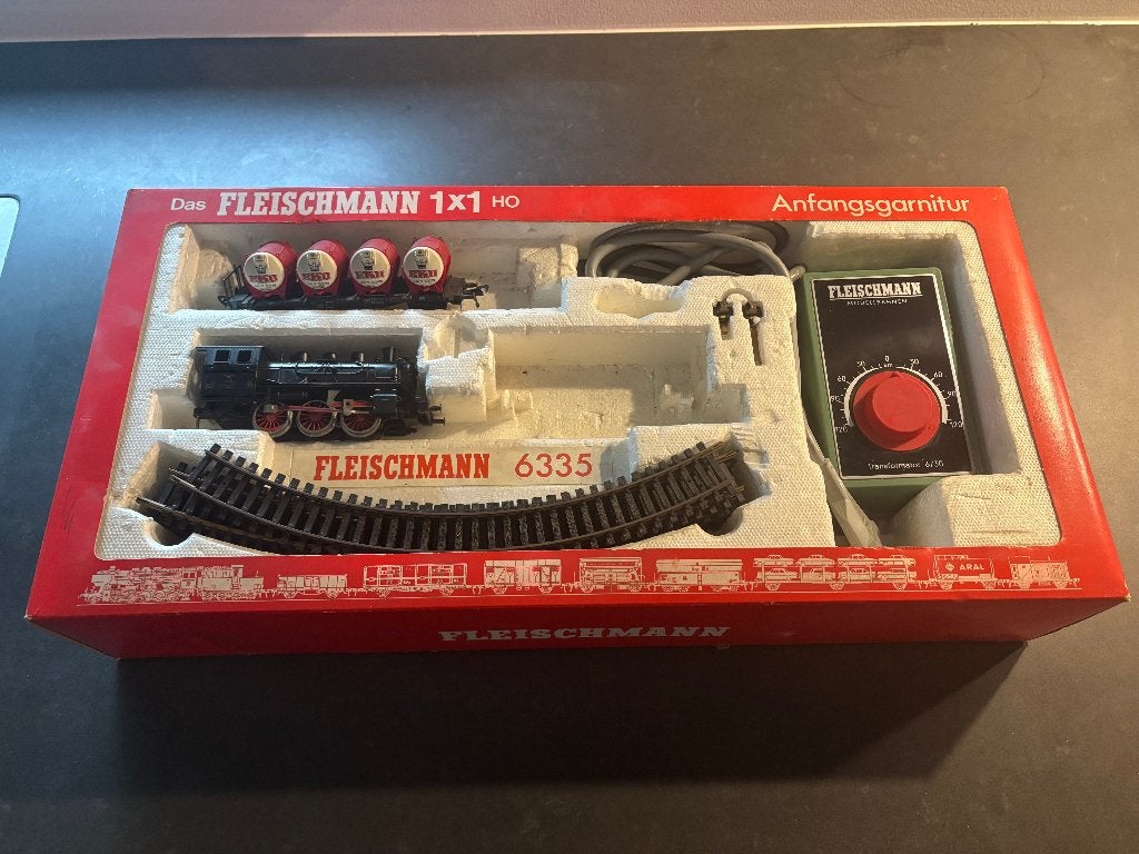 Trein Fleischmann met rails en toebehoren. Alles of niets, Ophalen, Gebruikt, Treinset, Fleischmann