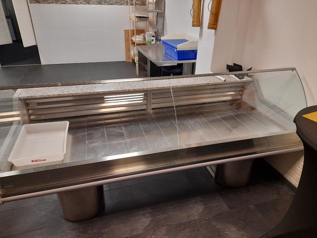 Koeltoonbank | SAIGON SG25B | Plaatkoeling | 2500x1200x1180, 200 liter of meer, 60 cm of meer, Ophalen, 85 tot 120 cm