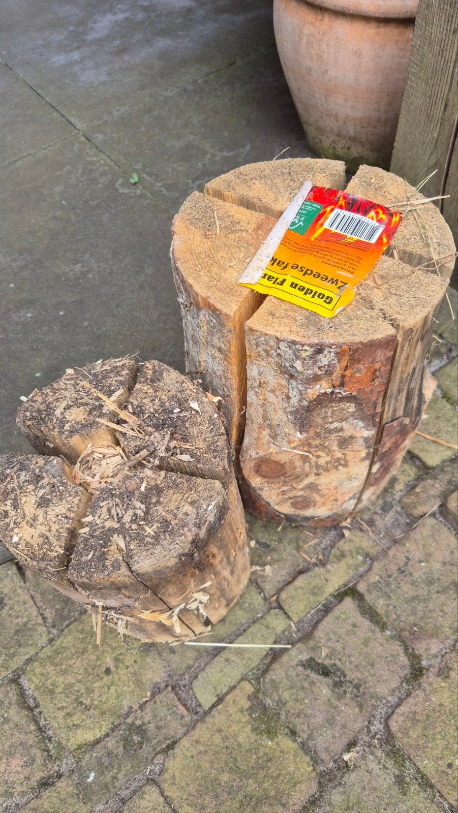 Gekloofde houtblokken / Zweedse vuurblokken, Tuin en Terras, Haardhout, Minder dan 3 m³, Ophalen of Verzenden, Overige houtsoorten