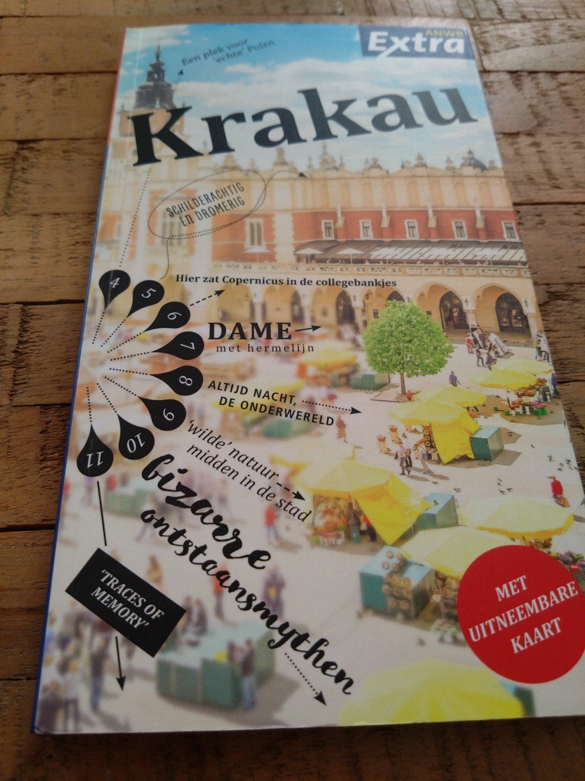 ANWB Extra Krakau Reisgids met uitneembare kaart, Europa, Ophalen of Verzenden, Zo goed als nieuw, Reisgids of -boek