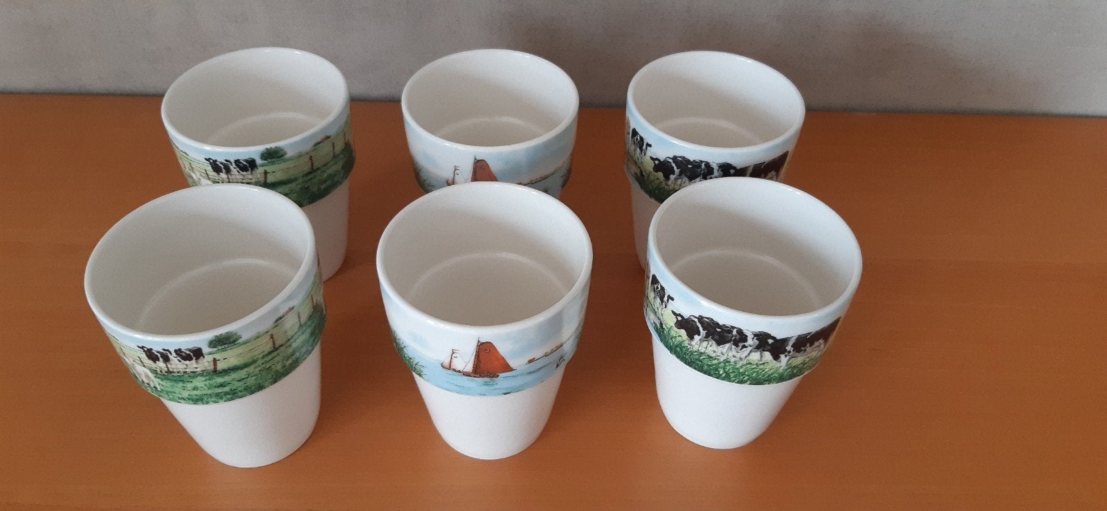 6 bekers  , W v d Zee ., Ophalen, Zo goed als nieuw, Overige stijlen, Kop(pen) en/of Schotel(s)