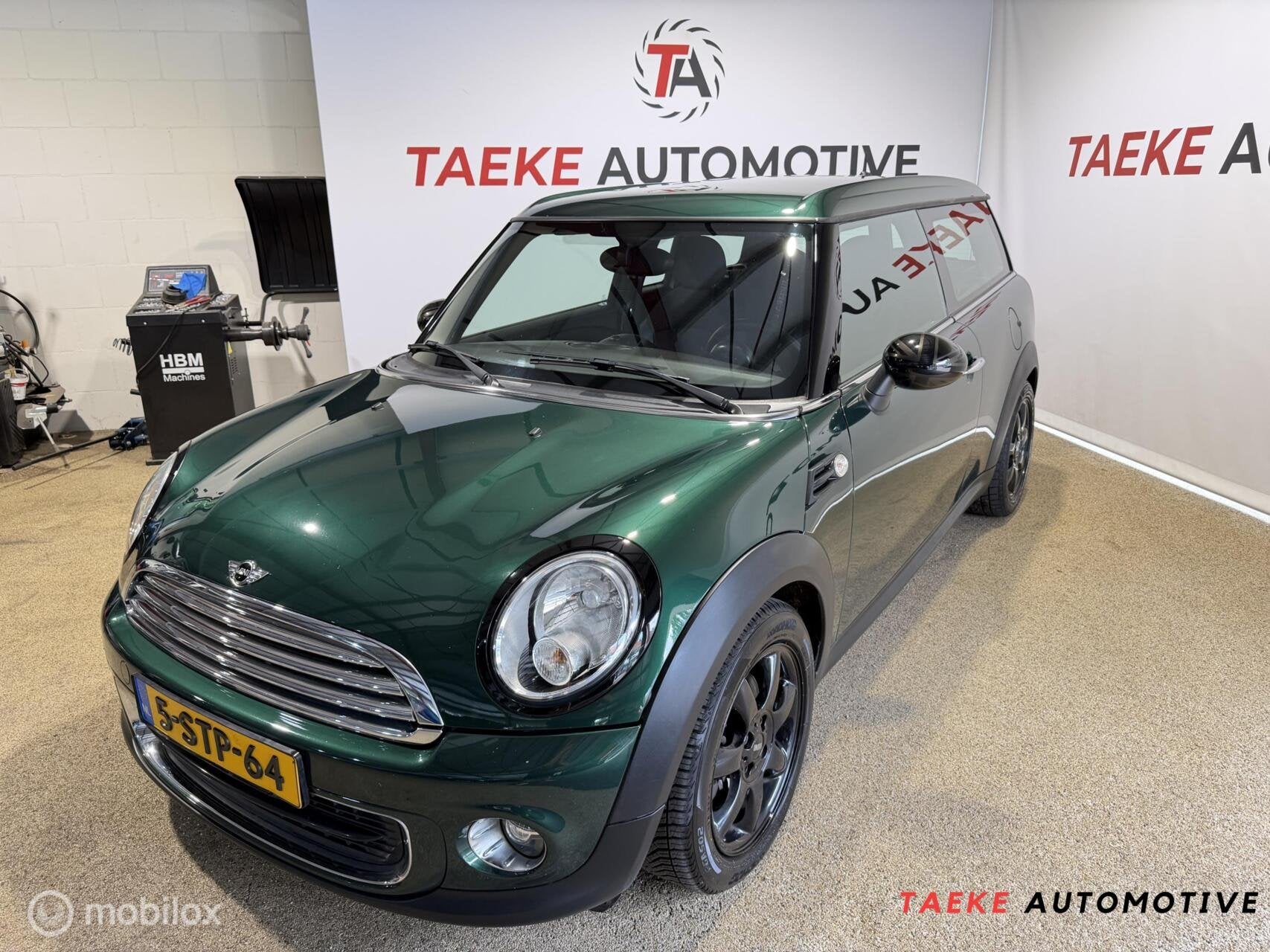 Mini Clubman 1.6 One Chili CLIMA/CRUISE/NAP/NAV, Auto's, Voorwielaandrijving, Gebruikt, 4 cilinders, Parkeersensor