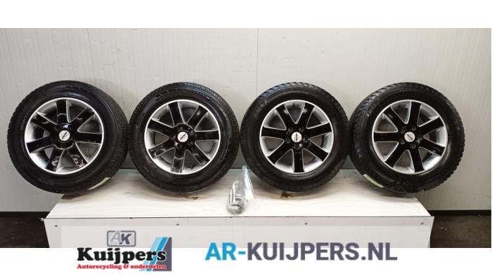 Sportvelgenset + winterbanden van een Mercedes Vito, Auto-onderdelen, Gebruikt, -, -, -