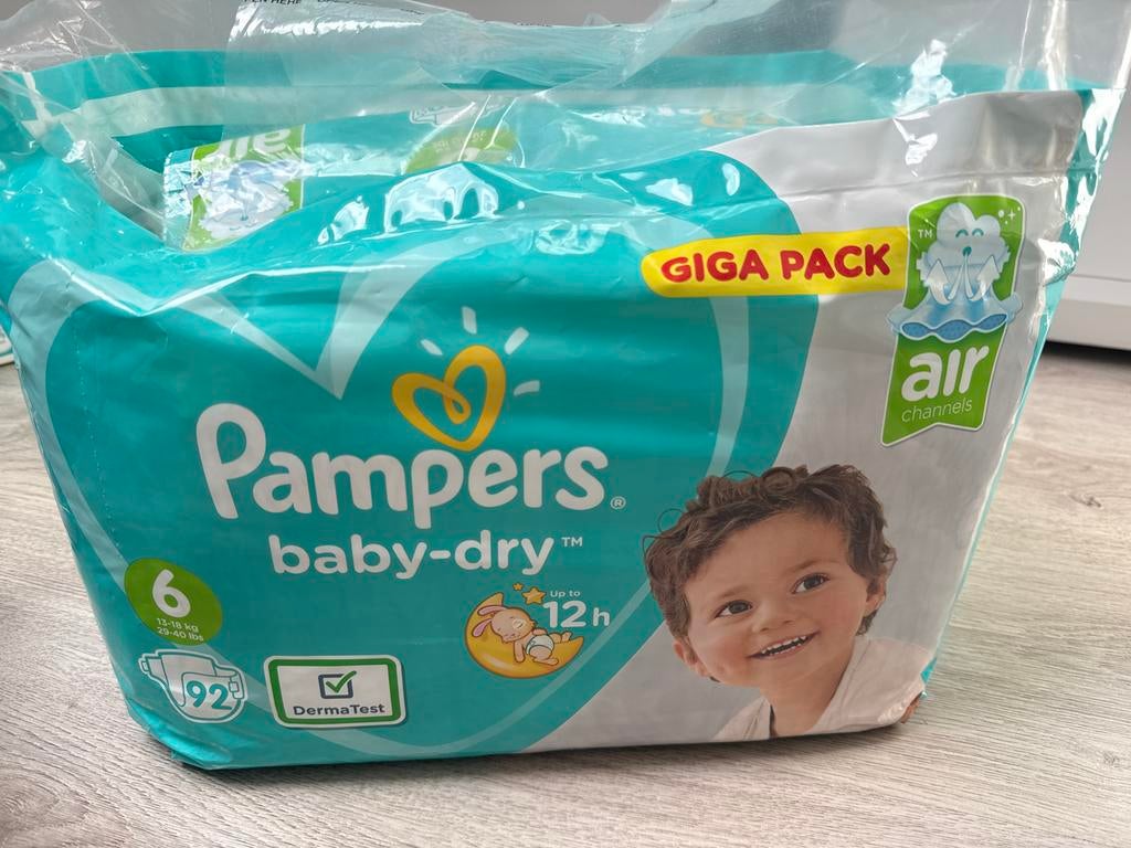 Pampers Baby-Dry Giga Pack maat 6 (75 luiers), Ophalen of Verzenden, Zo goed als nieuw