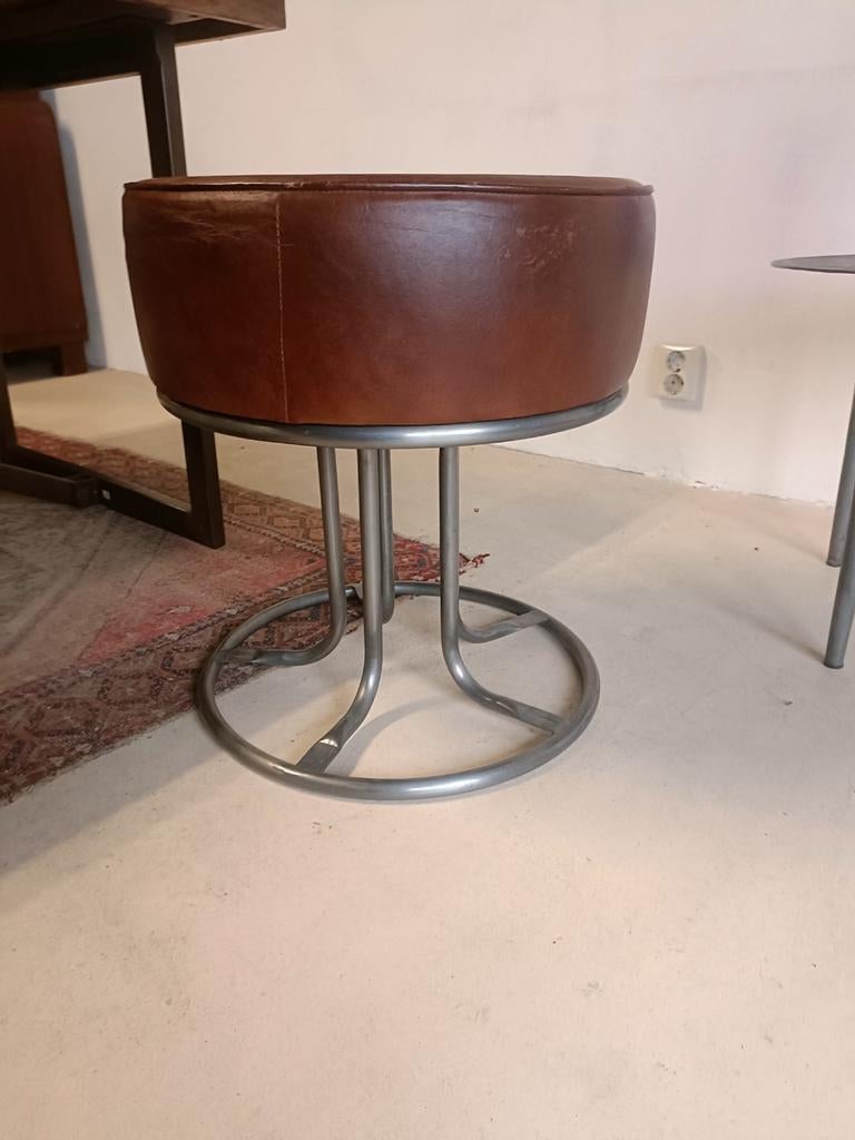 Industriële poef nieuw, Nieuw, Ophalen of Verzenden, Leer, Modern design