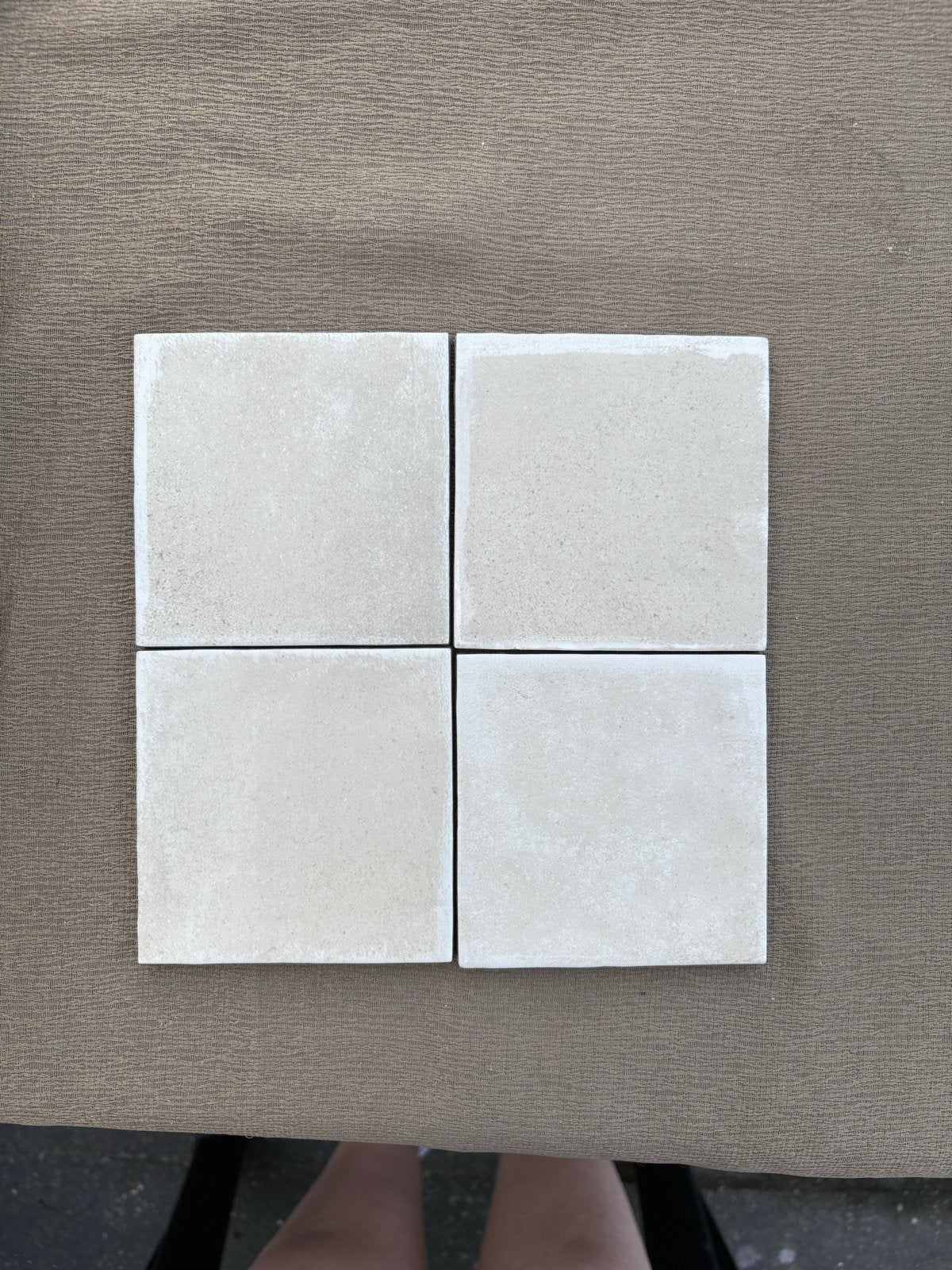 Handvorm beige tegels 10x10 cm - Nieuw in doos, Ophalen, Nieuw, Minder dan 20 cm, Minder dan 5 m²