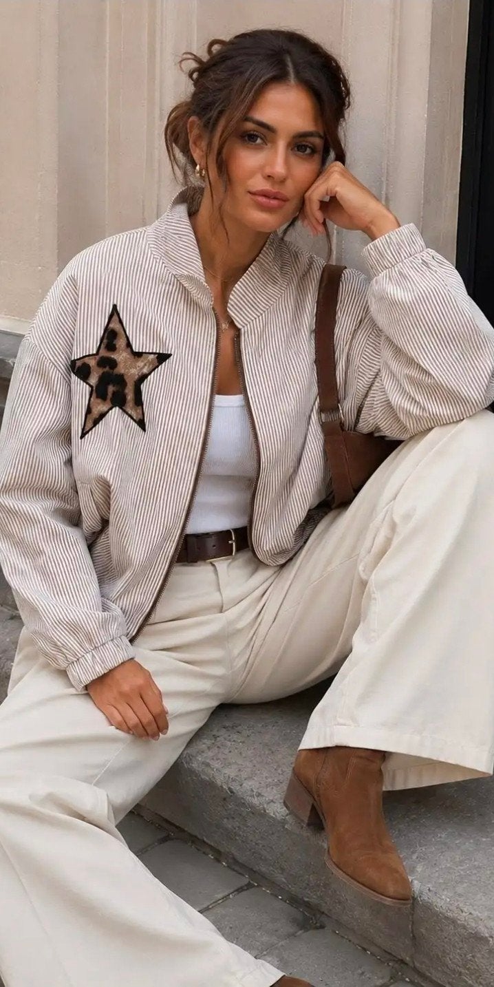 Bomberjack beige met panter patch - Emma & Ashley, Beige, Hindersstraat, Ophalen of Verzenden, Info@pure86krista.nl