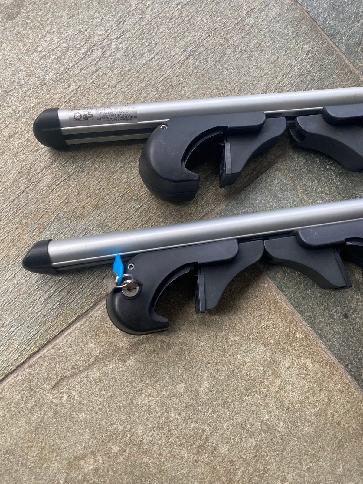 MENABO Brio 120 cm universele dakdragers voor open dakrail, Ophalen, Zo goed als nieuw