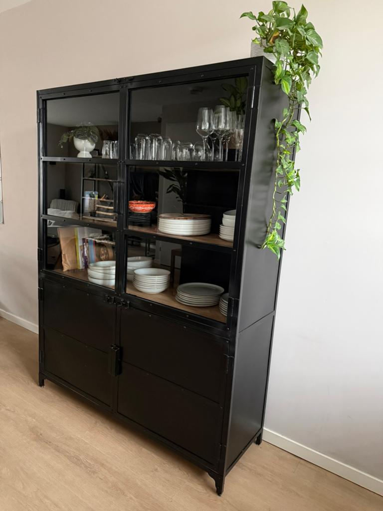 Buffetkast industrieel trevor zwart / houten planken, Ophalen, Met plank(en), Glas, 100 tot 150 cm