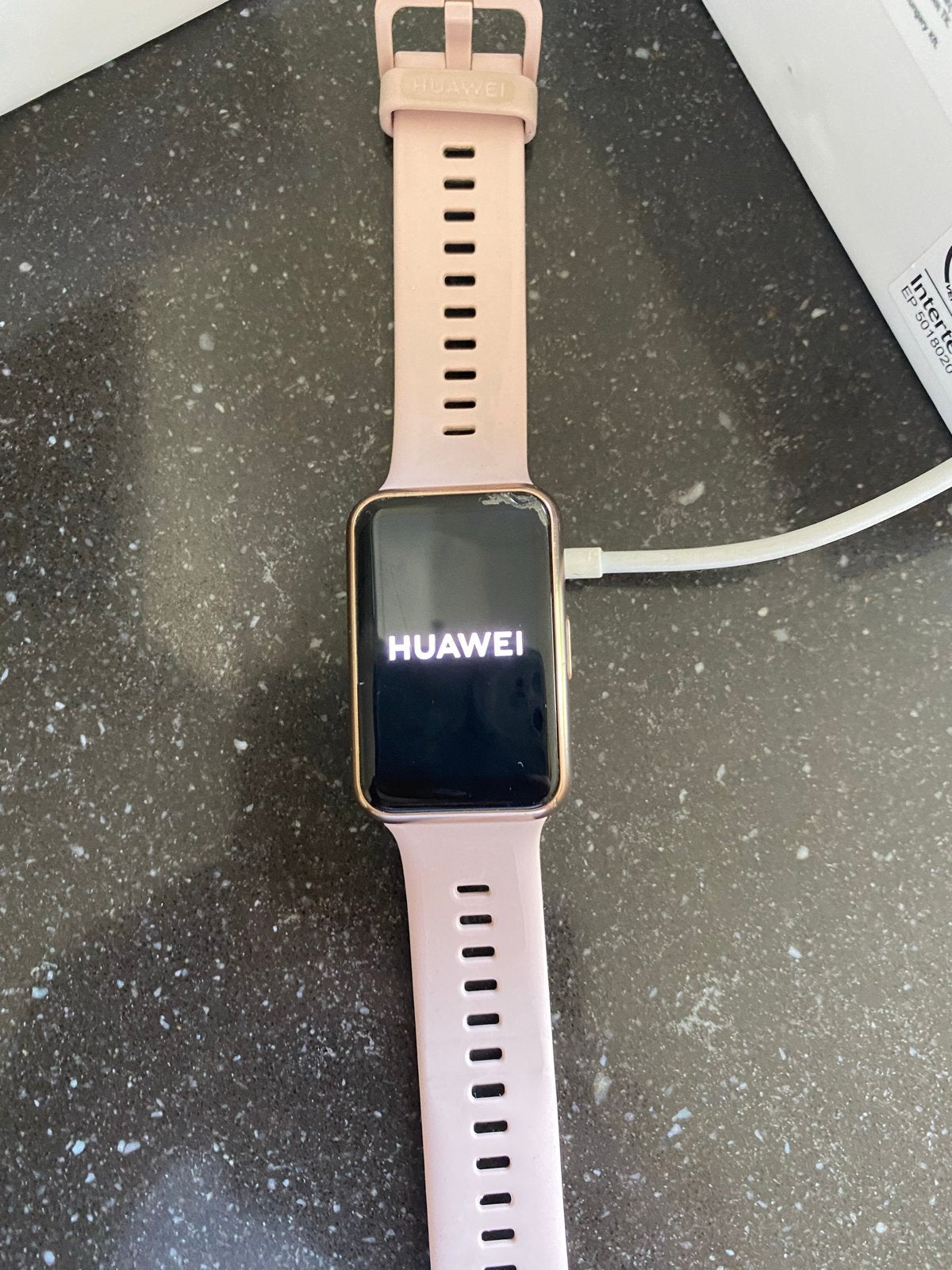 Huawei Watch Fit - Roze - Zo goed als nieuw, Ophalen, Afstand, Zo goed als nieuw, Android
