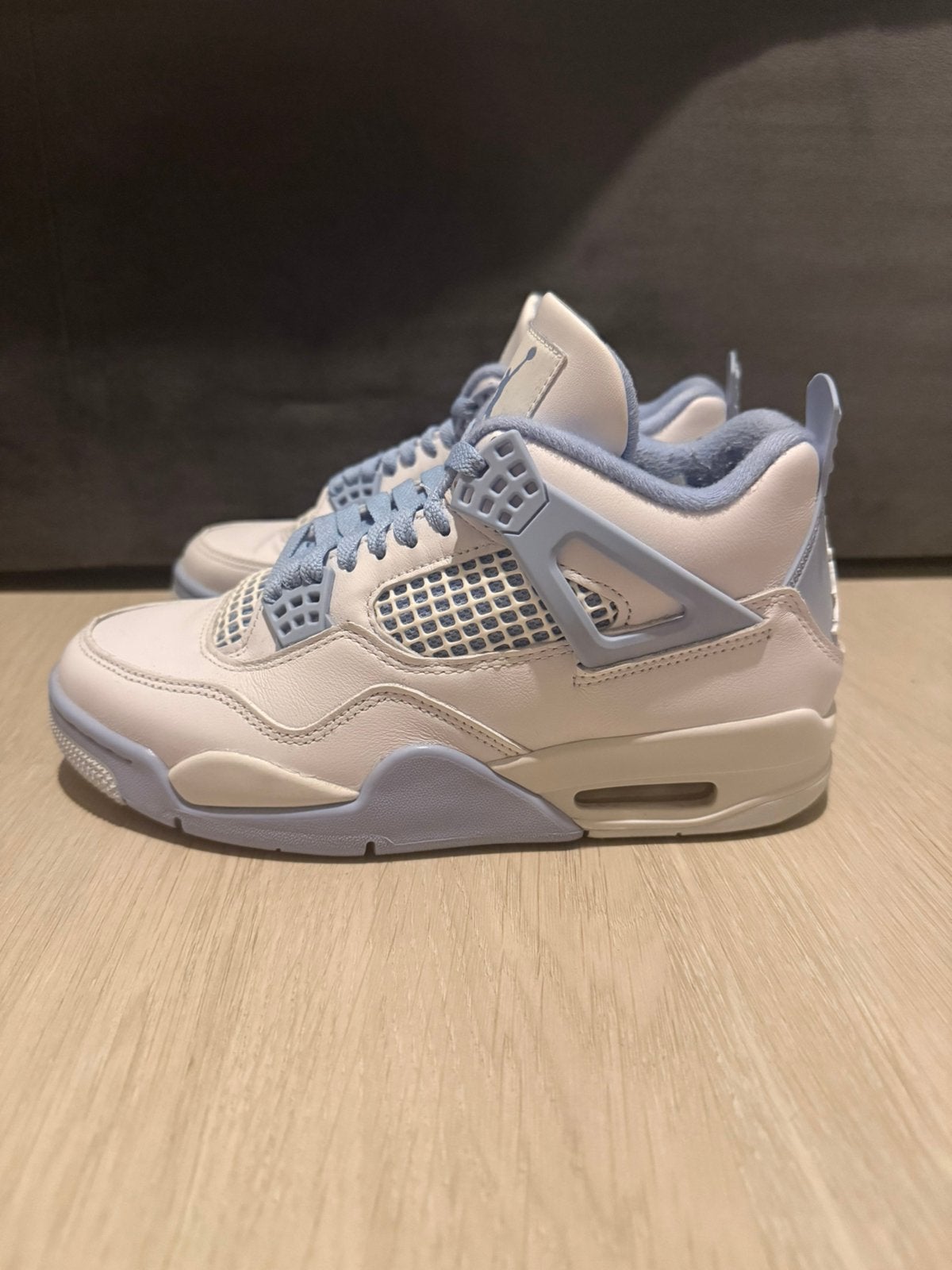 Jordan 4 aluminum / forget me not, Blauw, Ophalen of Verzenden, Sneakers of Gympen, Zo goed als nieuw