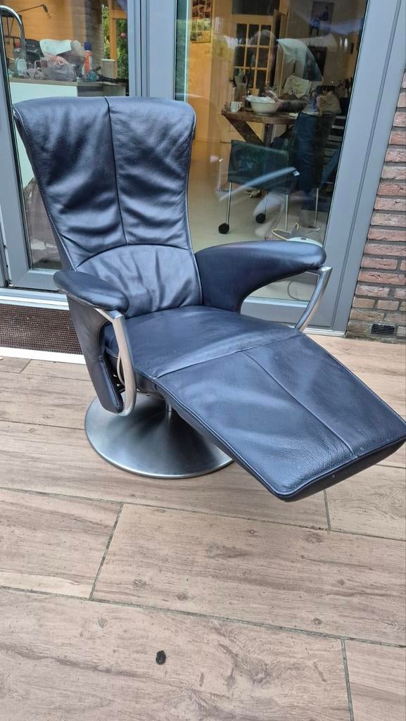 Prominent Lederen Fauteuil XL donkerblauw, Huis en Inrichting, Fauteuils, Ophalen, 75 tot 100 cm, 50 tot 75 cm