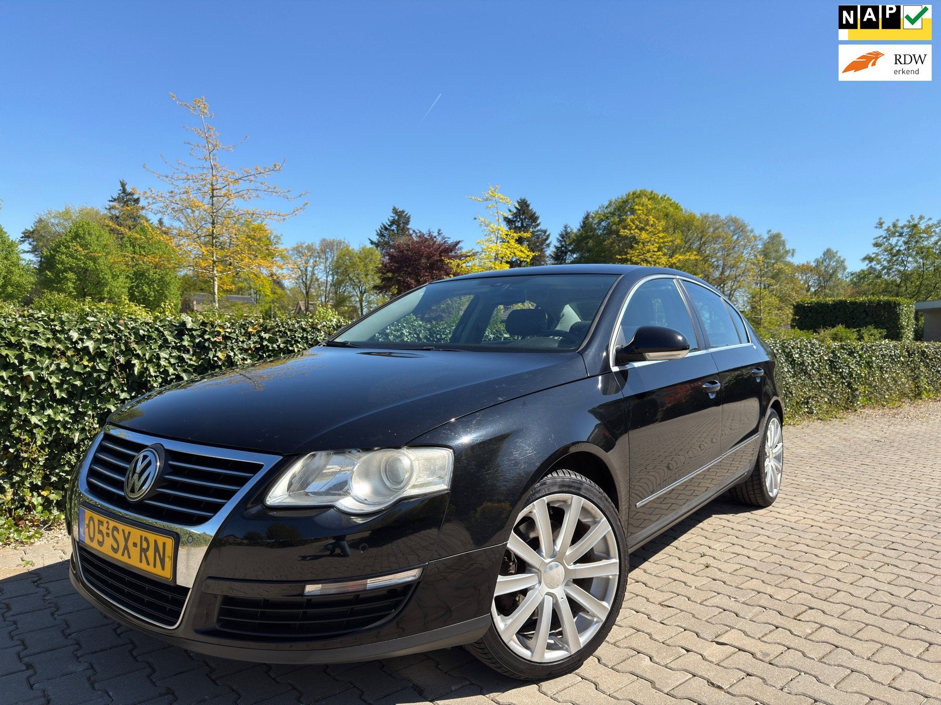 Volkswagen Passat 1.6 FSI Highline , Clima / Cruise / Leder, Gebruikt, Zwart, 4 cilinders, 116 pk