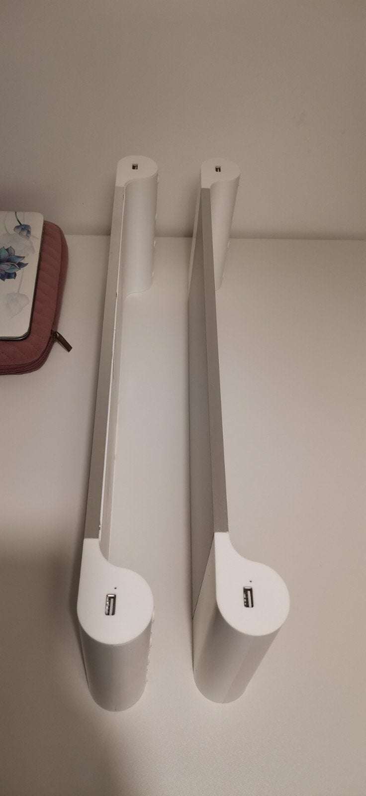 2 Maxxter monitorstandaard met USB-poorten en verlichting, Ophalen of Verzenden, Zo goed als nieuw, Overige typen, Maxxter