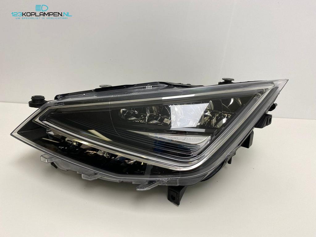 (VR) Seat Ibiza 6F / Arona Full Led koplamp links