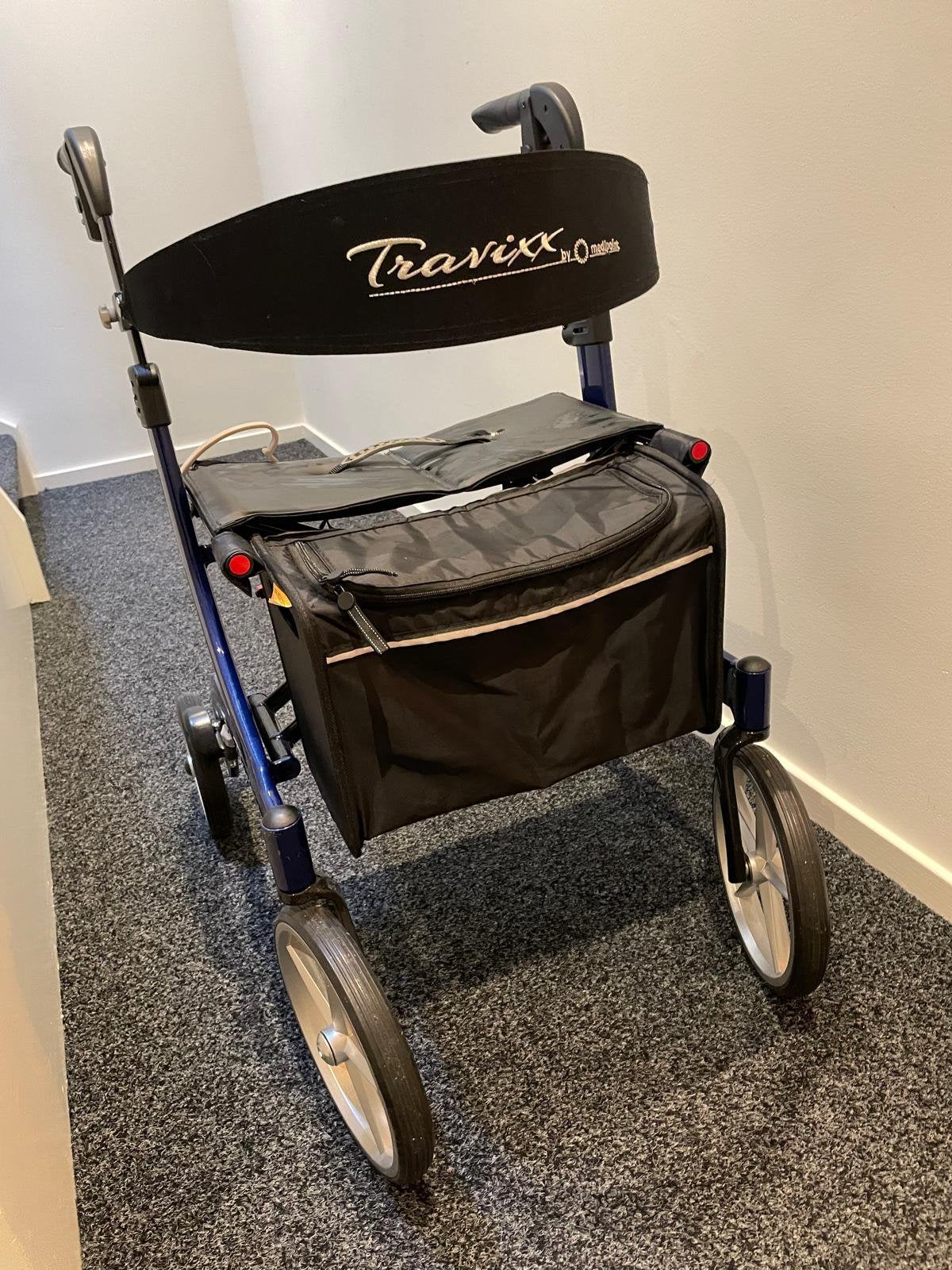 Travixx rollator - zo goed als nieuw, Diversen, Rollators, Ophalen, Zo goed als nieuw