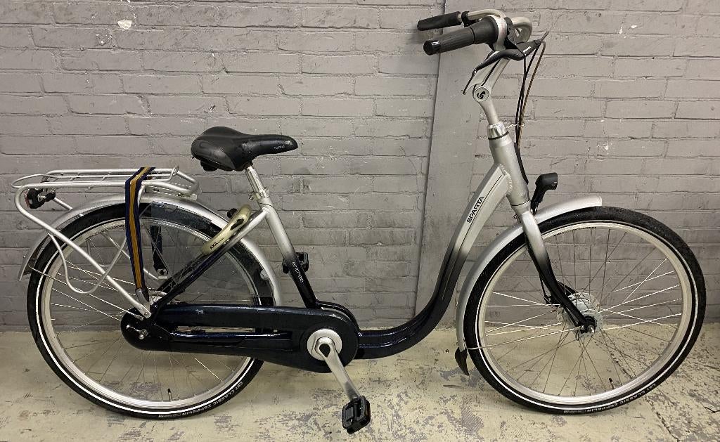 Damesfiets zeer lage instap, Fietsen en Brommers, Fietsen | Dames | Sportfietsen en Toerfietsen, Overige merken, 26 inch, Ophalen of Verzenden