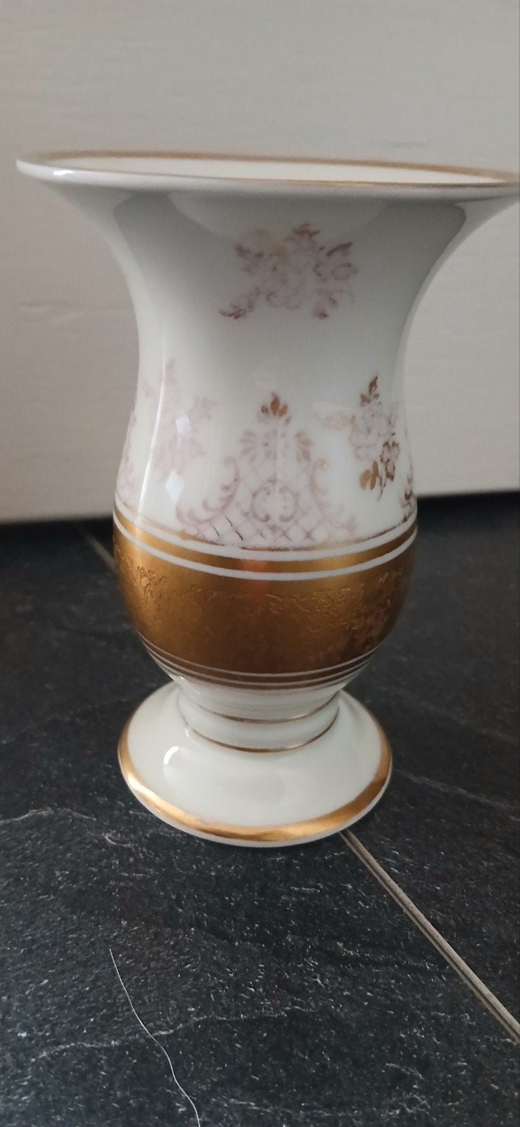 Vintage Gouden Vaasje Duits Porselein, Ophalen of Verzenden